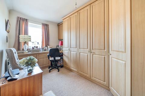 2 bedroom apartment for sale, Patrons Way East, Denham Garden Village, Denham, Buckinghamshire, UB9