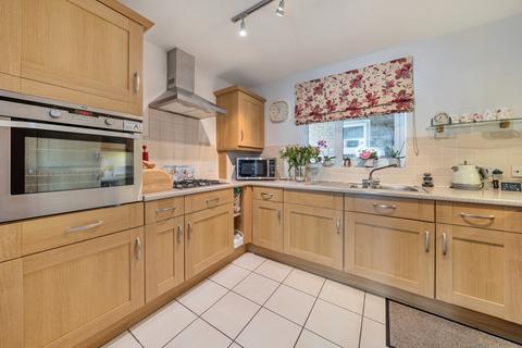 2 bedroom apartment for sale, Patrons Way East, Denham Garden Village, Denham, Buckinghamshire, UB9