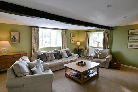 3 bedroom detached house to rent, Winstone, Cirencester