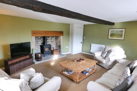 3 bedroom detached house to rent, Winstone, Cirencester