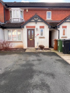 2 bedroom terraced house to rent, Bloomfield Close, Cheshire, SK8