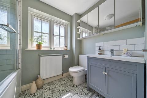 Hoptons Lanham Lane, Winchester, SO22 5JT