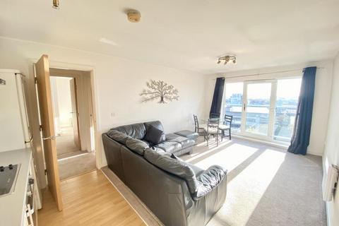 2 bedroom flat to rent, Pilgrims Way, Salford Quays, Salford, M50