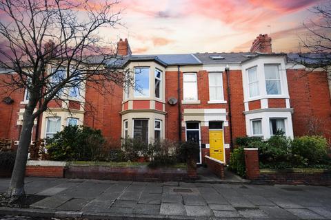 5 bedroom terraced house for sale, Eastbourne Gardens, Whitley Bay