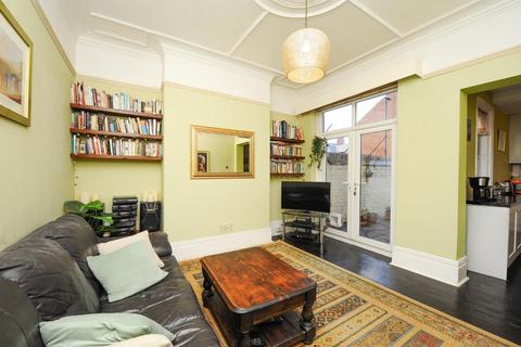 5 bedroom terraced house for sale, Eastbourne Gardens, Whitley Bay