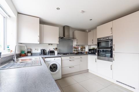 4 Empire Drive, Carterton, OX18 1BY