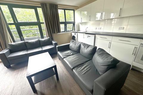 6 bedroom flat to rent, Classic House, Stokes Croft, Bristol BS1