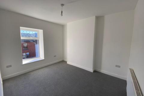17 Elm Road, Neath, SA11 2LY