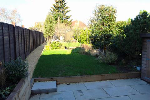 66 Beauchamp Road, Warwick, CV34 5NT