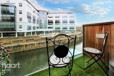 2 bedroom apartment for sale, Wharf Approach, Leeds