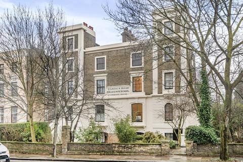 2 bedroom flat for sale, Camden Road, Holloway