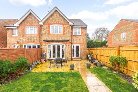 3 bedroom end of terrace house for sale, Old Chapel Close, Little Kimble, Aylesbury, Buckinghamshire, HP17