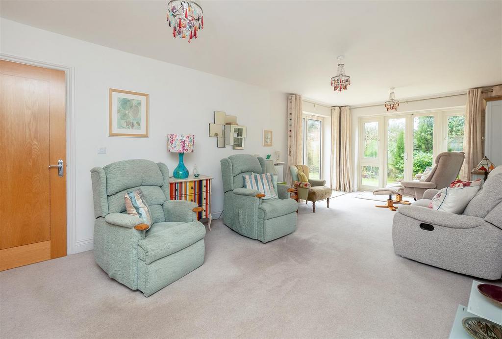16 Porter Close-4.jpg