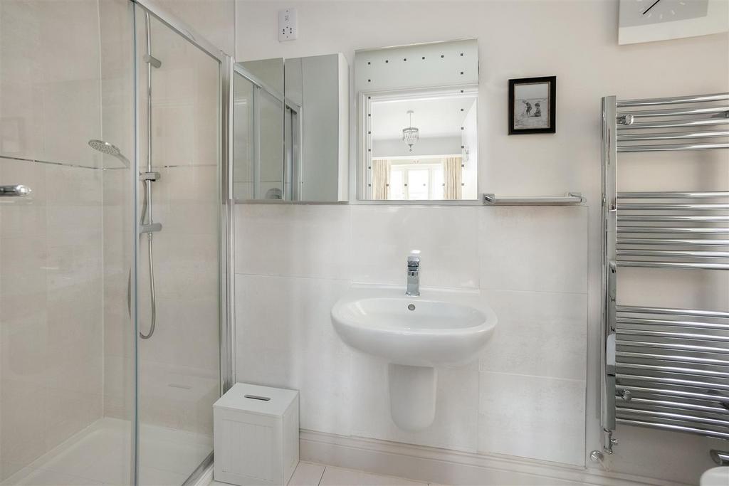16 Porter Close-10.jpg