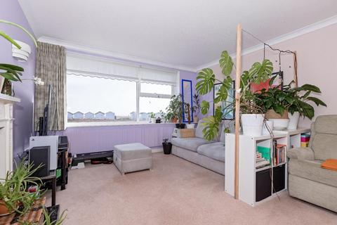 2 bedroom flat for sale, Francome House, Brighton Road, Lancing