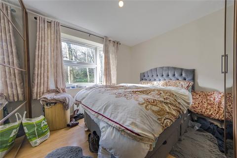 3 bedroom apartment for sale, Hepple Close, Isleworth