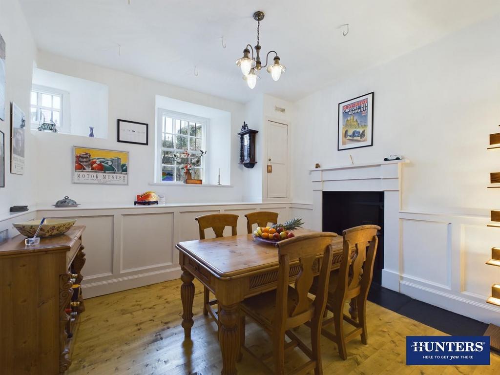 Breakfast Room