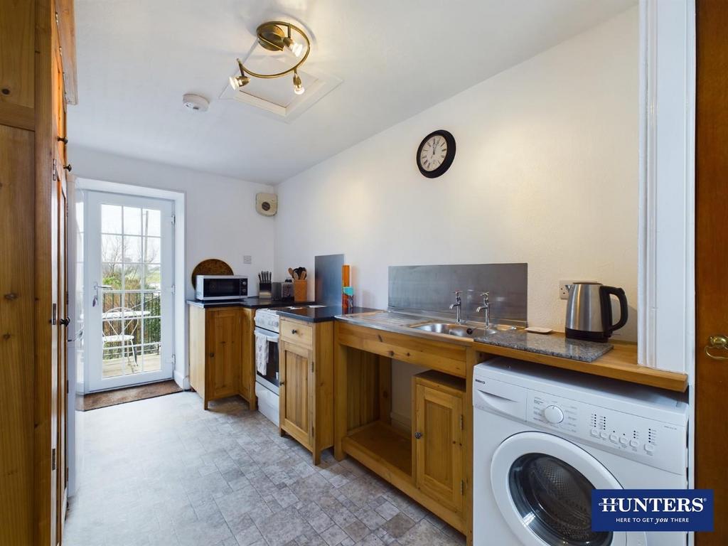Coach House - Kitchen