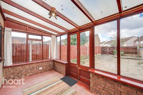15 Bramble Road, Witham, CM8 2XA