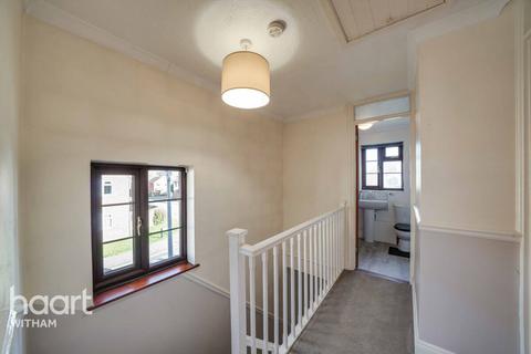 15 Bramble Road, Witham, CM8 2XA