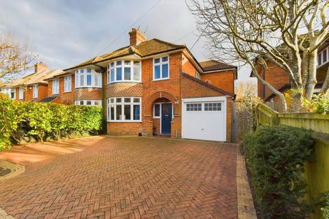 4 bedroom semi-detached house for sale, Chiltern Road, Wendover