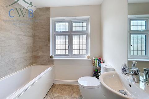 15 Kiln Way, Halling, Rochester, ME2 1FP