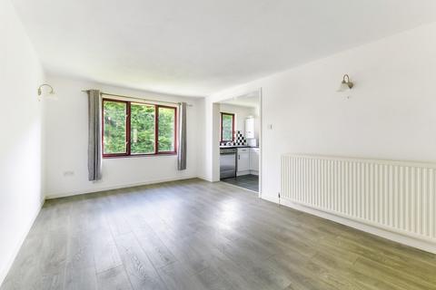 1 bedroom flat to rent, Park View Road, Redhill RH1