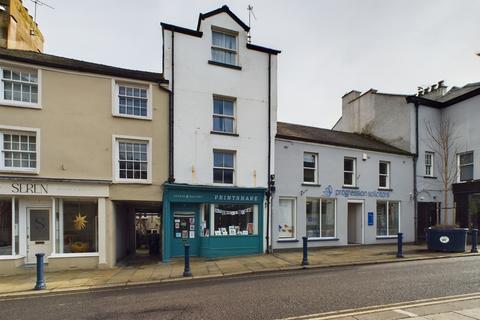 2 bedroom flat to rent, Queen Street, Cumbria LA12