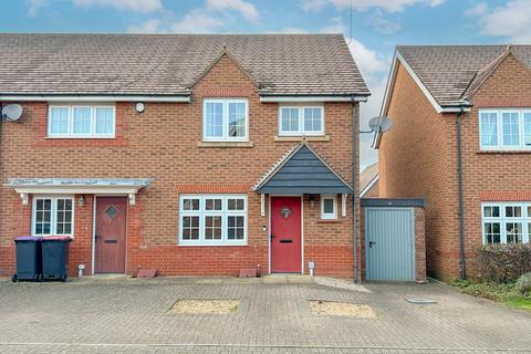 3 bedroom end of terrace house for sale, Bakers Lock, Hadley