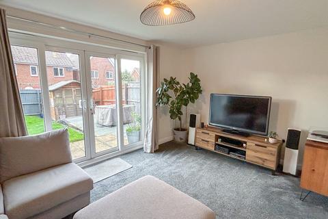 3 bedroom end of terrace house for sale, Bakers Lock, Hadley