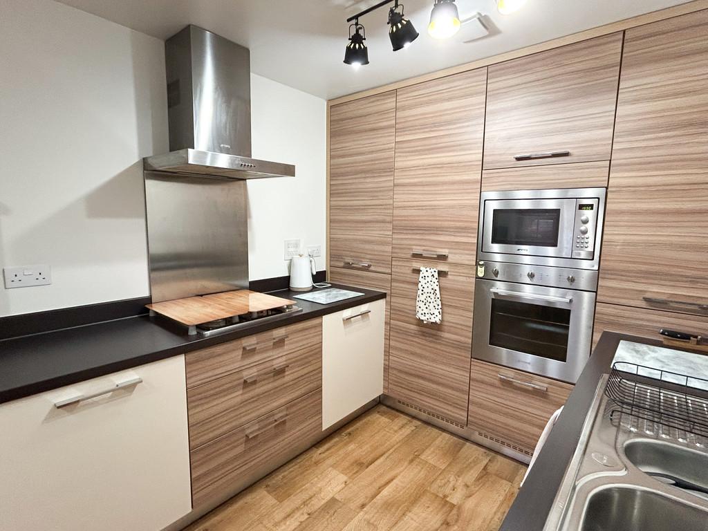 Kitchen 3