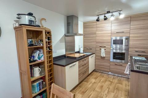 8 Bakers Lock, Hadley, Telford, TF1 5TE
