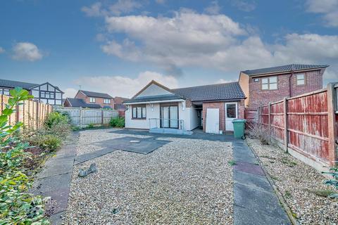 2 bedroom detached bungalow for sale, Selsdon Road, Bloxwich, Walsall WS3