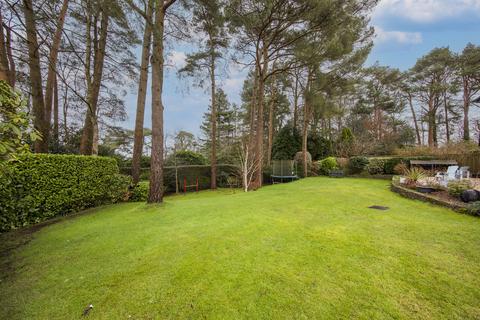 3 Badgers Close, Crowborough, TN6 1RL