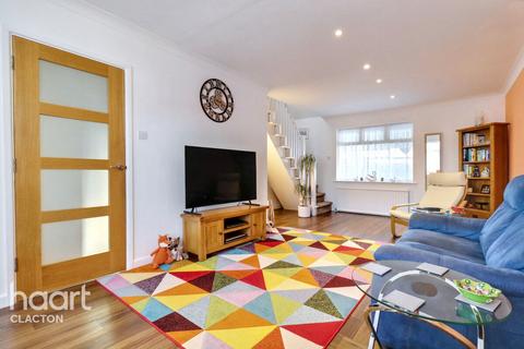 41 Cliff Road, Holland-on-sea, Clacton-on-sea, CO15 5QQ