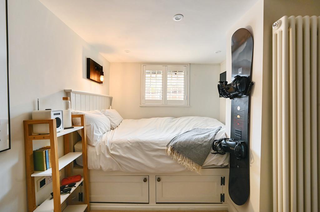 Swan cottage   fair lane   tn325 as   photos (7)