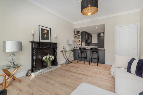 2 bedroom apartment for sale, Trefoil Avenue, Shawlands