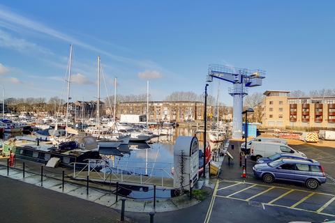 Flat C, 5 Windsock Close, London, SE16 7FL