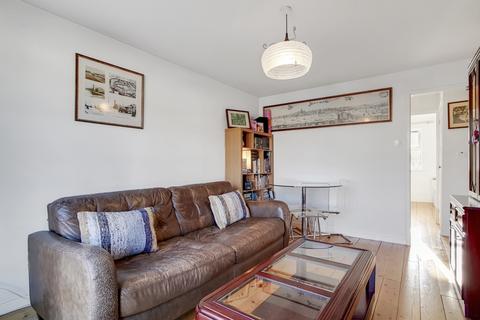 Flat C, 5 Windsock Close, London, SE16 7FL