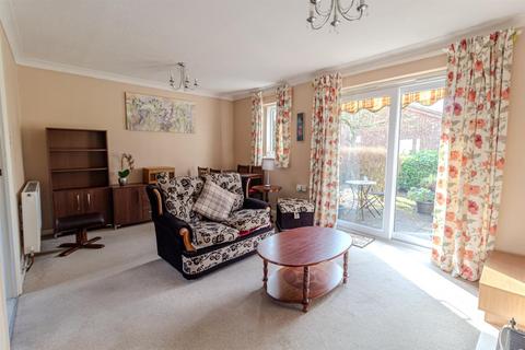 2 bedroom terraced bungalow for sale, Lavender Close, Bridge Green, Strelley, Nottingham