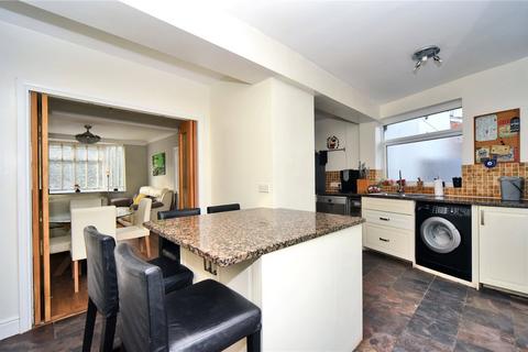 69 Chipstead Way, Woodmansterne, Banstead, SM7 3JJ