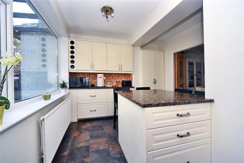 69 Chipstead Way, Woodmansterne, Banstead, SM7 3JJ