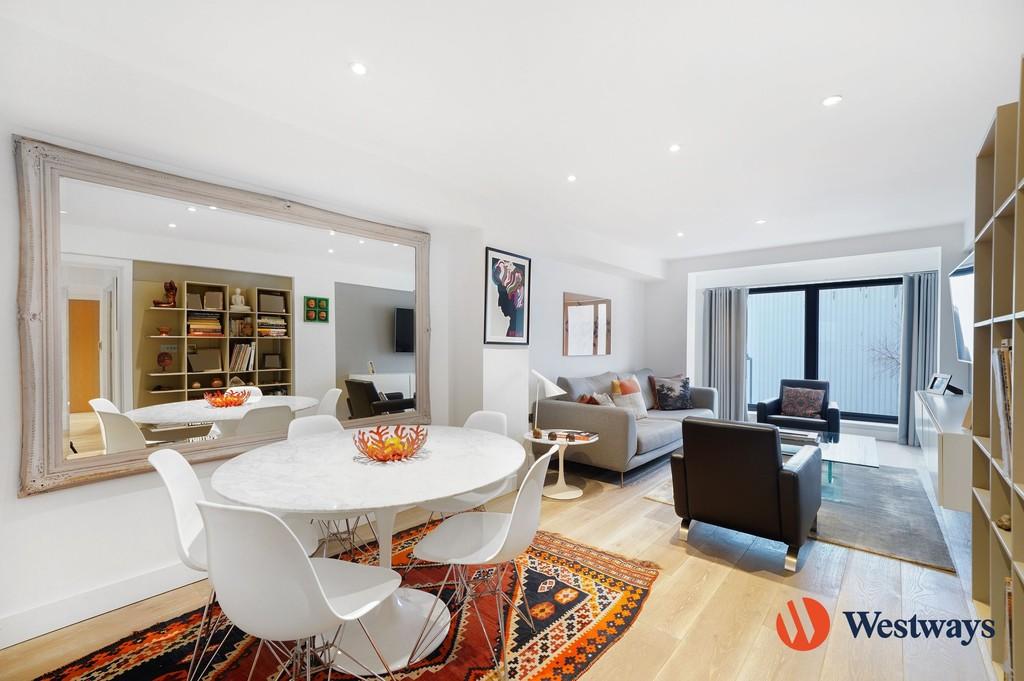 Living room / dining room
