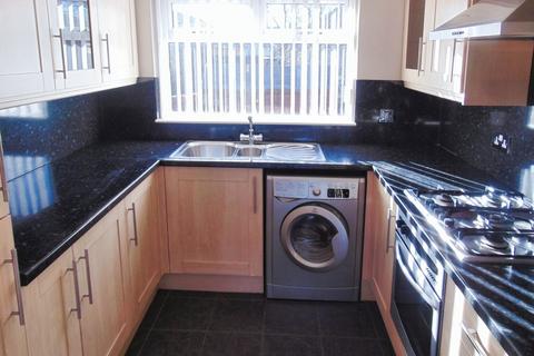 2 bedroom ground floor flat to rent, Kirkfield East, Livingston EH54