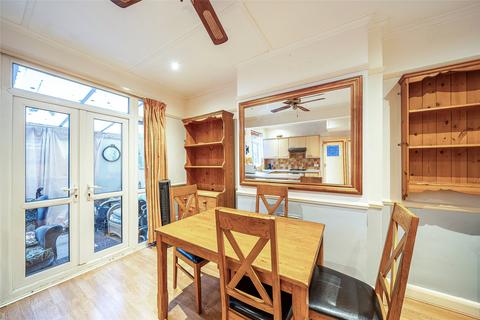 27 Denham Crescent, Mitcham, CR4 4LZ