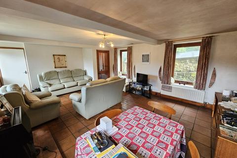 2 bedroom cottage for sale, Penistone Road, New Mill, HD9 7JP