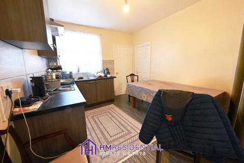 2 bedroom flat for sale, Strathmore Crescent, Newcastle Upon Tyne NE4