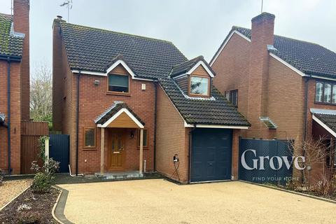 4 bedroom detached house for sale, Pinewoods Avenue, Hagley, Stourbridge