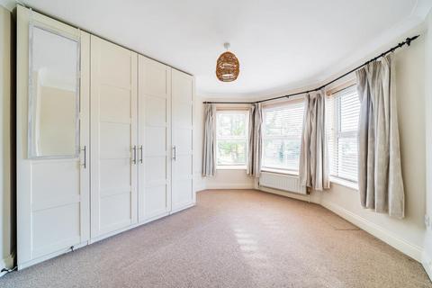 2 bedroom flat for sale, Surbiton,  Surrey,  KT6