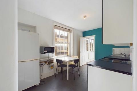 1 bedroom apartment for sale, Pullens Buildings, Crampton Street, Elephant & Castle